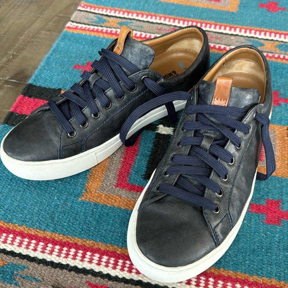 Johnston & Murphy Banks Lace to Toe Sneakers